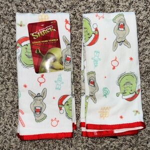 Dreamworks Shrek Festive Hand Towels - Green and White